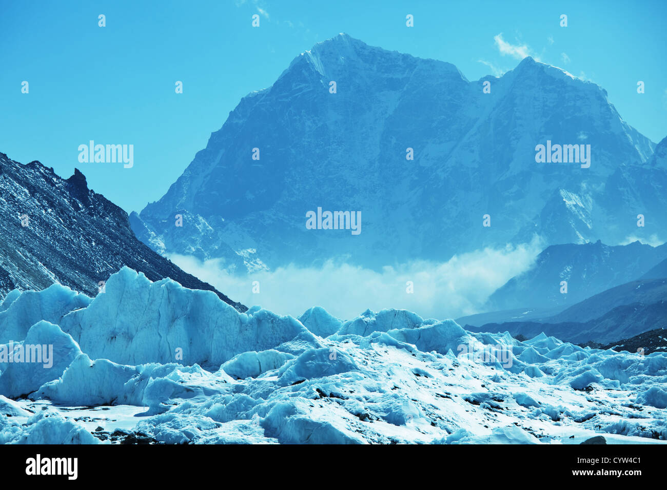 Himalaya tradition hi-res stock photography and images - Alamy