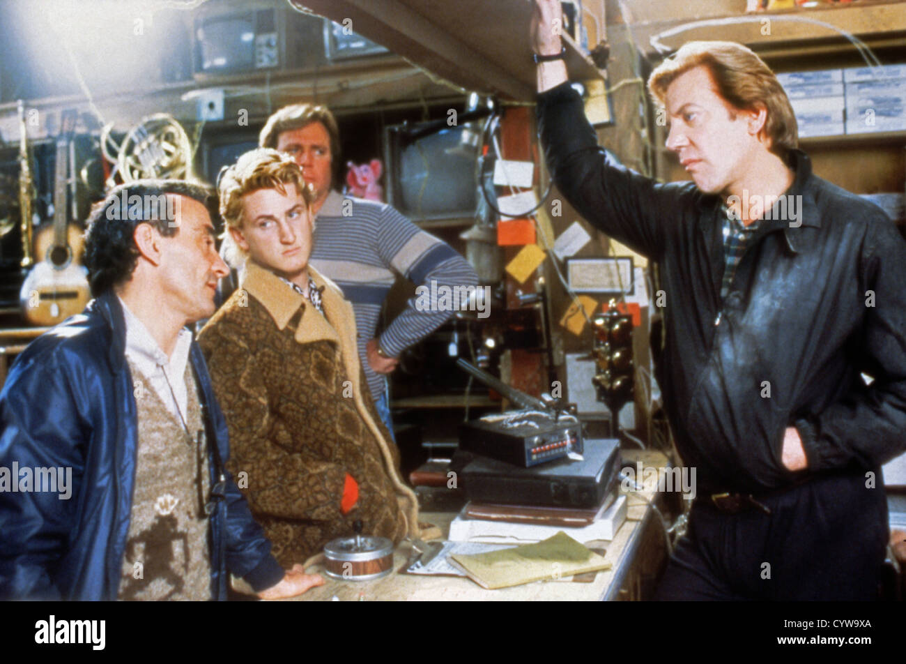 LOUIS MALLE (PORTRAIT) ON SET CRACKERS WITH SEAN PENN, DONALD SUTHERLAND  LMAL 001 MOVIESTORE COLLECTION LTD Stock Photo - Alamy