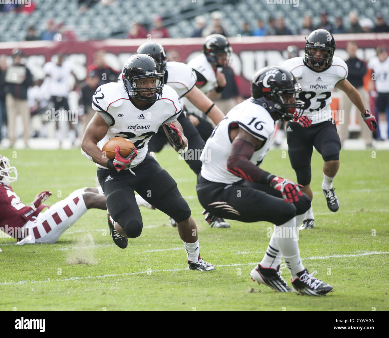 Cincinnati bengals cornerback leshaun sims 38 hi-res stock photography and  images - Alamy