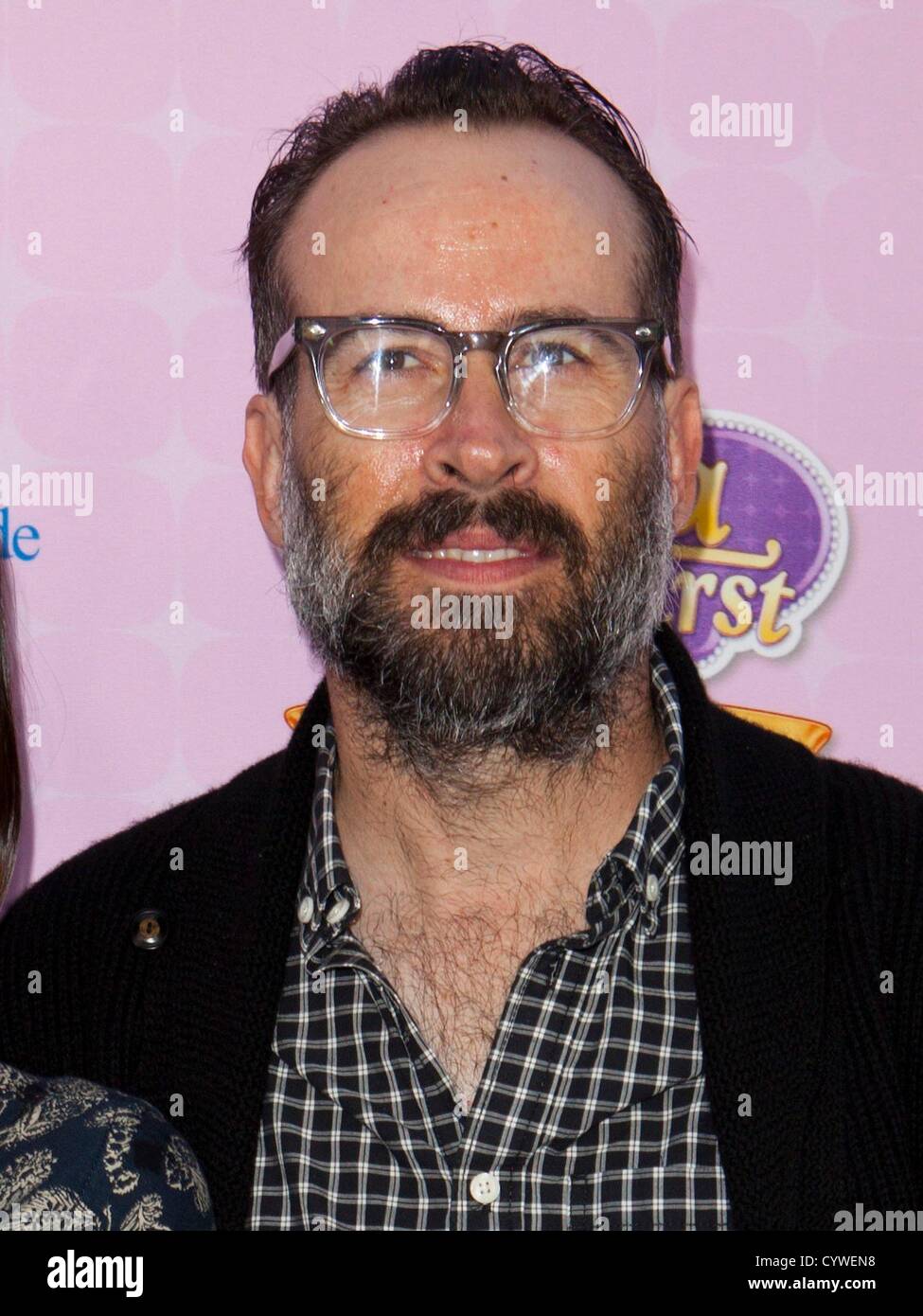Jason Lee at arrivals for SOFIA THE FIRST: ONCE UPON A PRINCESS Premiere, The Walt Disney Studios Lot, Burbank, CA November 10, 2012. Photo By: Emiley Schweich/Everett Collection Stock Photo