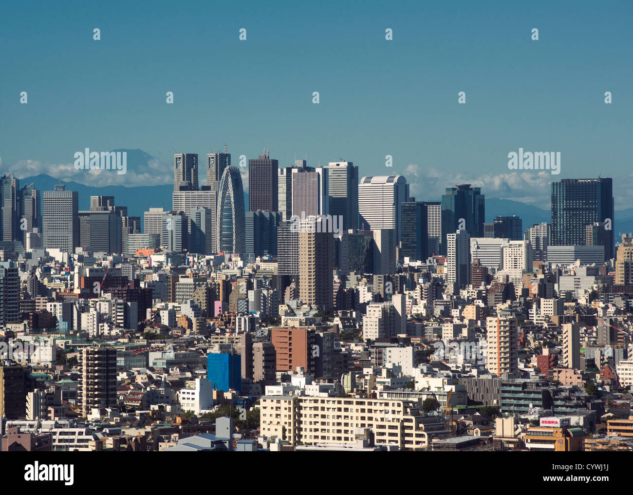 Shinjuku district skyline and Mount Fuji in background, Tokyo, Japan Stock Photo