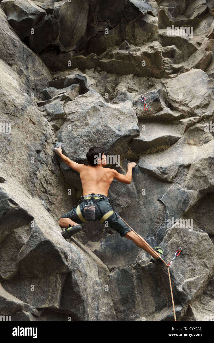 Mountain climbing risks hires stock photography and images Alamy