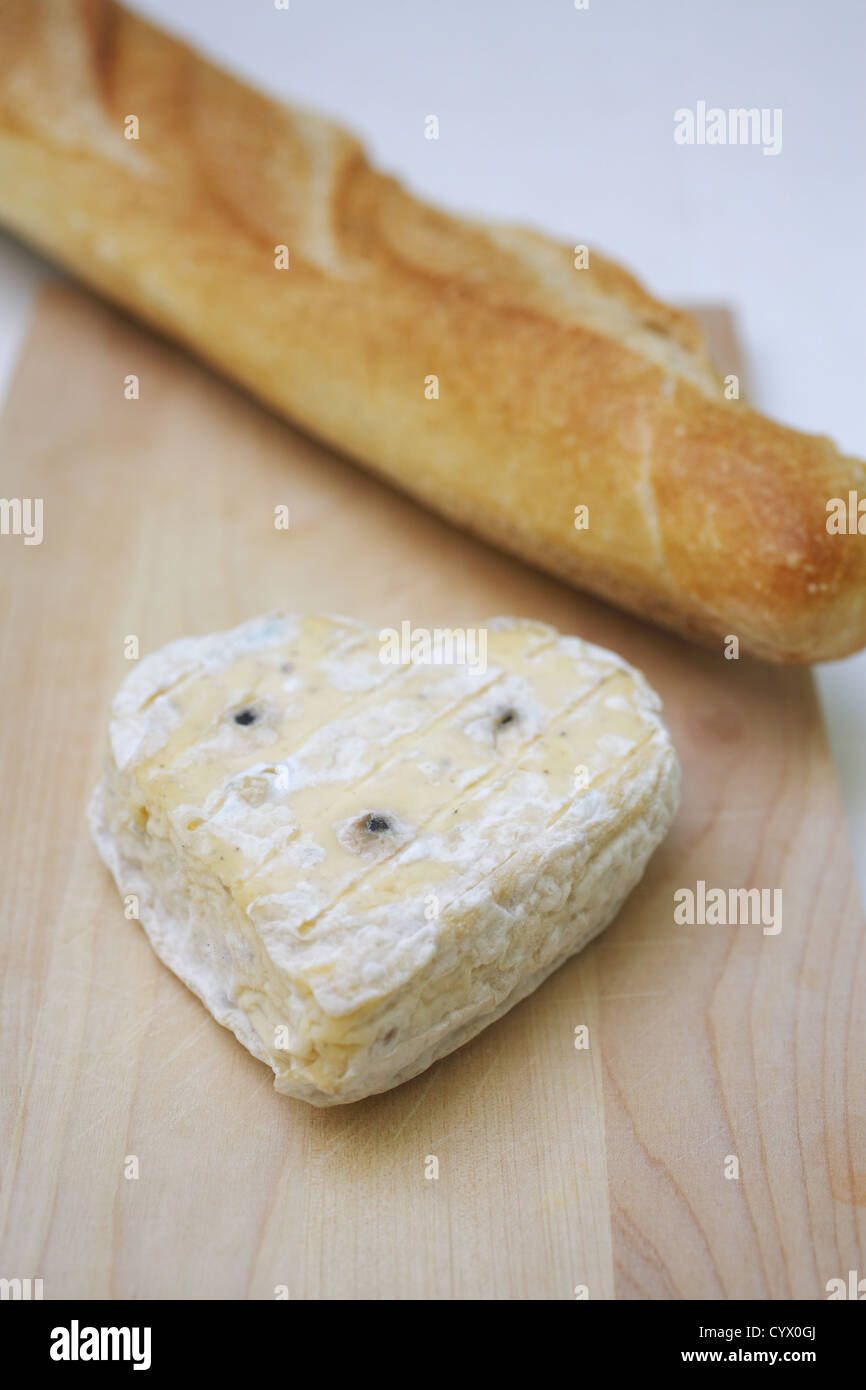 Ficelles à la mimolette  cheesy baguette recipe - The Good Life France