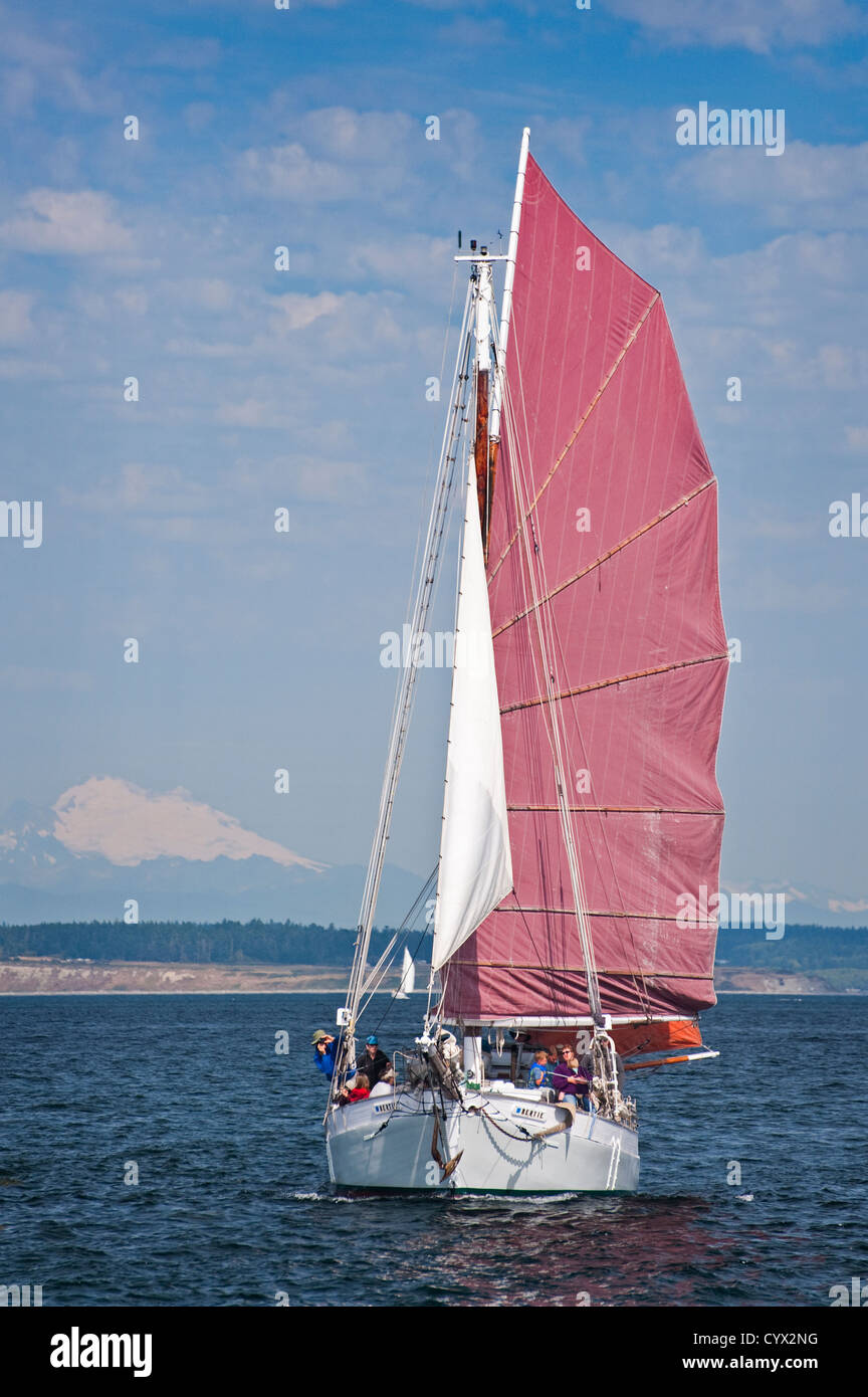 Junk rig hires stock photography and images Alamy