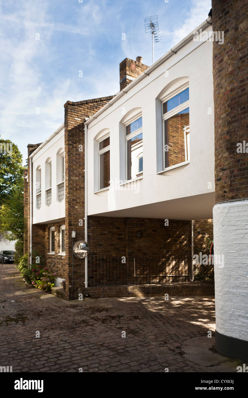 London mews house hires stock photography and images Alamy