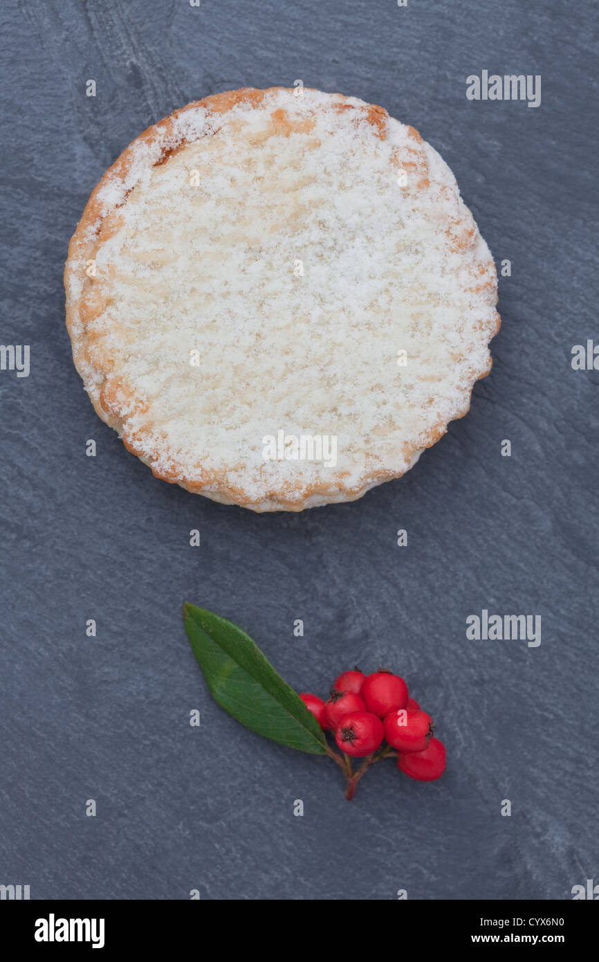 Two Mince Pies High Resolution Stock Photography and Images - Alamy