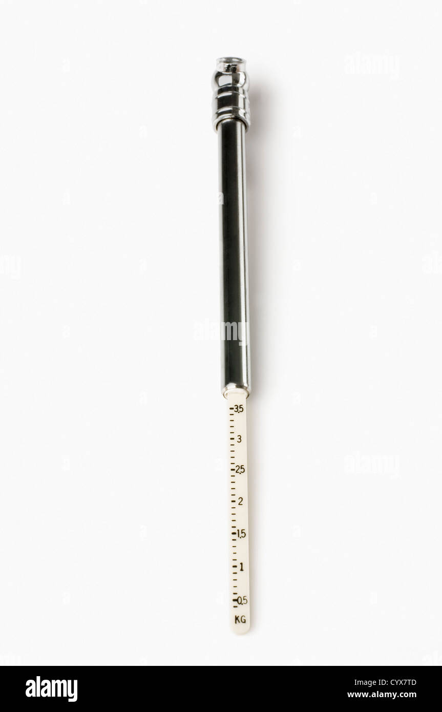 Tire pressure gauge hires stock photography and images Alamy