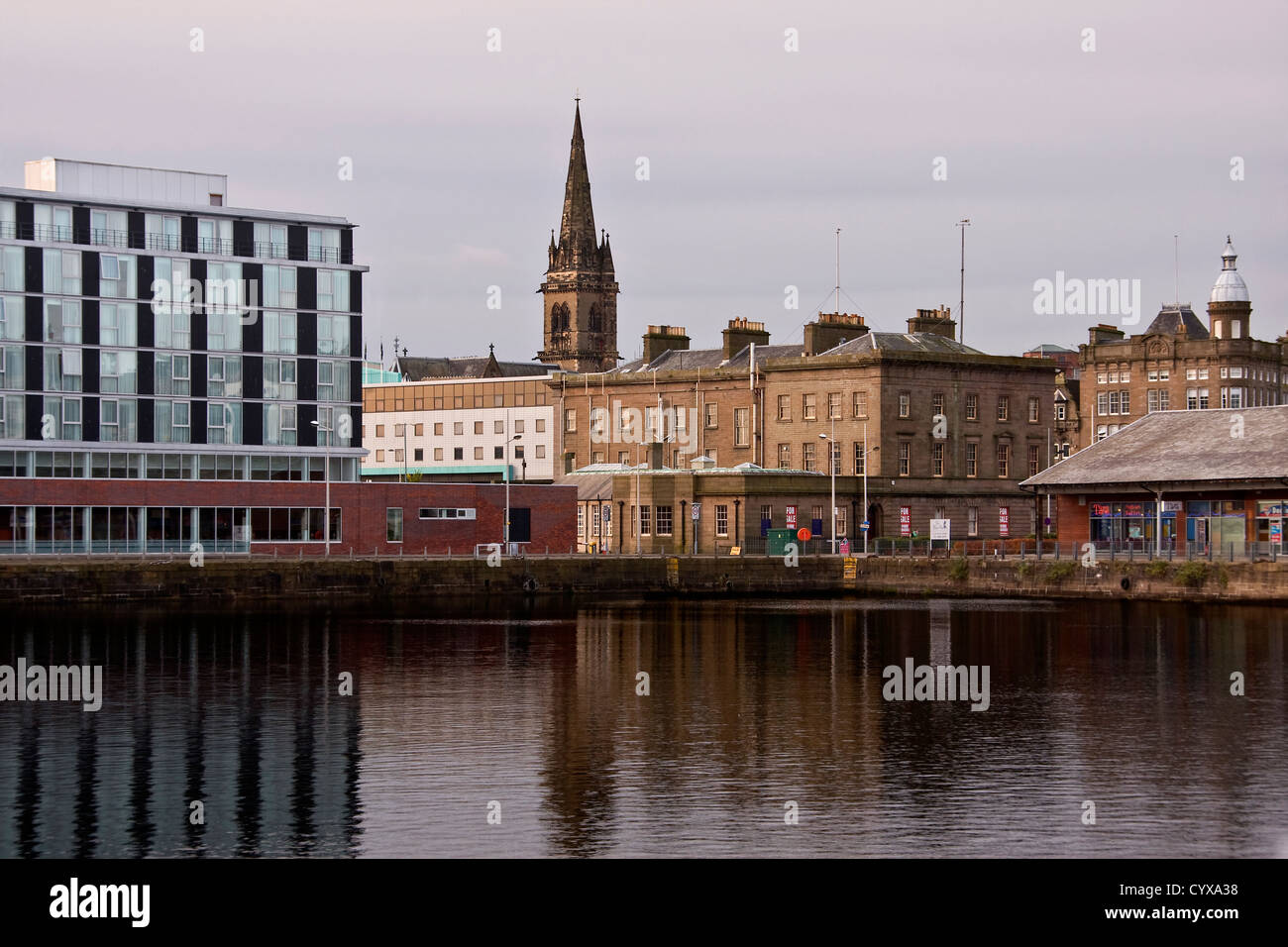 Window and water reflections of the Apex Hotel at City Quay in Dundee,UK Stock Photo