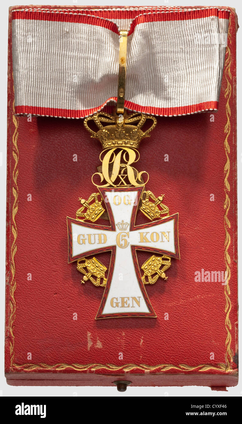 Ordre du Danenbrog, période de 'Christian X' 1912-1947, commandeur en or, l'anneau poinconné, avec cravatte, dans son coffret de la maison 'Michelsen', , Additional-Rights-Clearences-Not Available Stock Photo