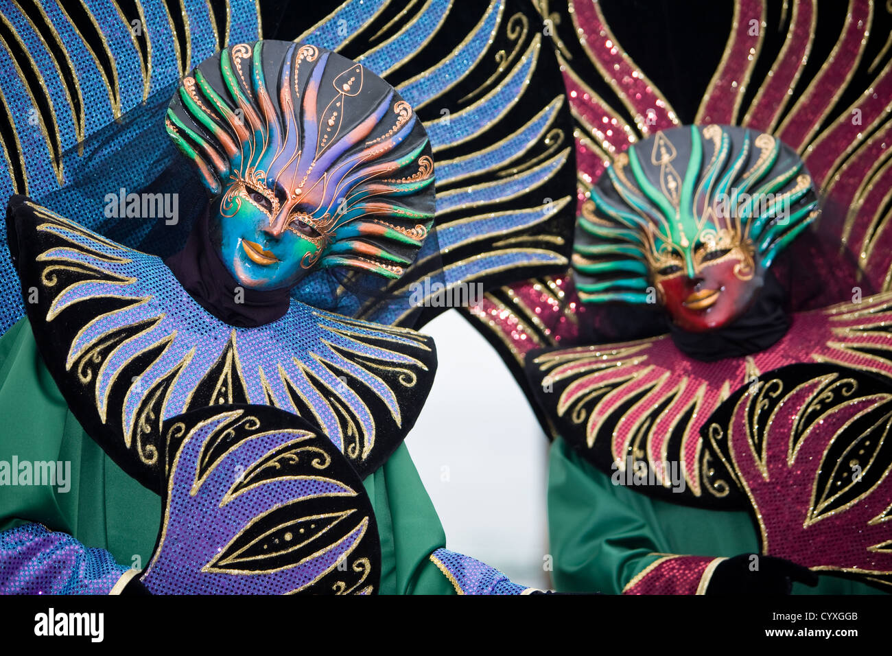 Two people in costume at the Venice Carnival Stock Photo - Alamy