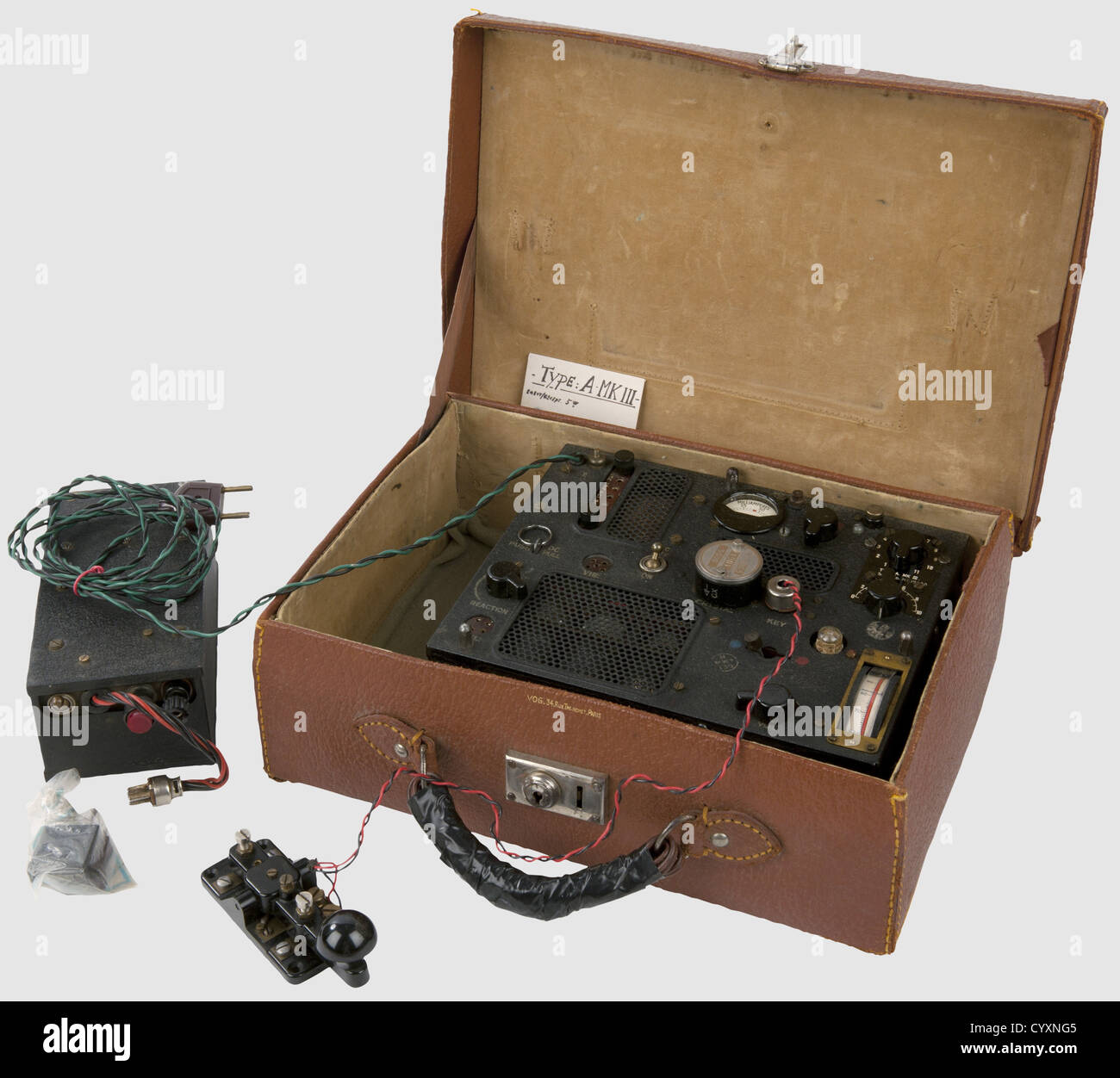 TOURNEDISQUE VALISE RADIOLA type Ra 8024 de 1958 EUR 30,00 - FR