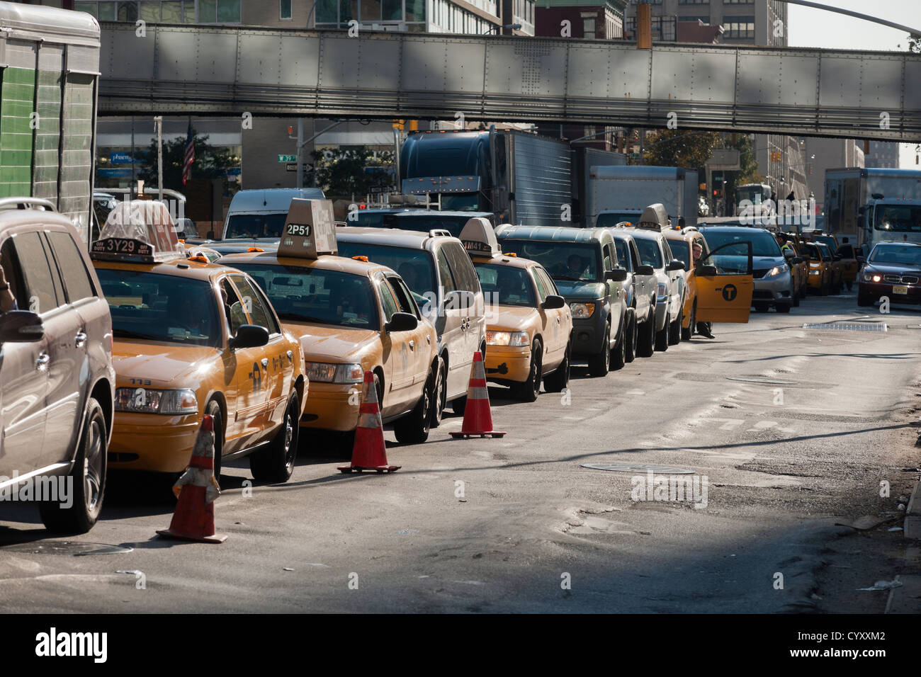 Hess gas station hires stock photography and images Alamy