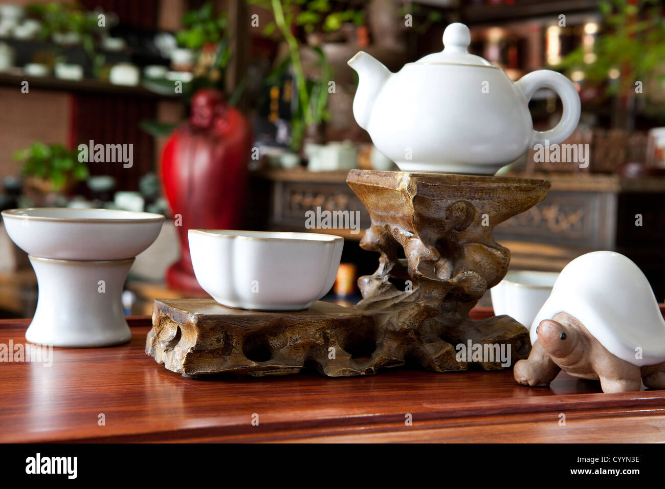 Classical Chinese tea set and ornaments Stock Photo - Alamy
