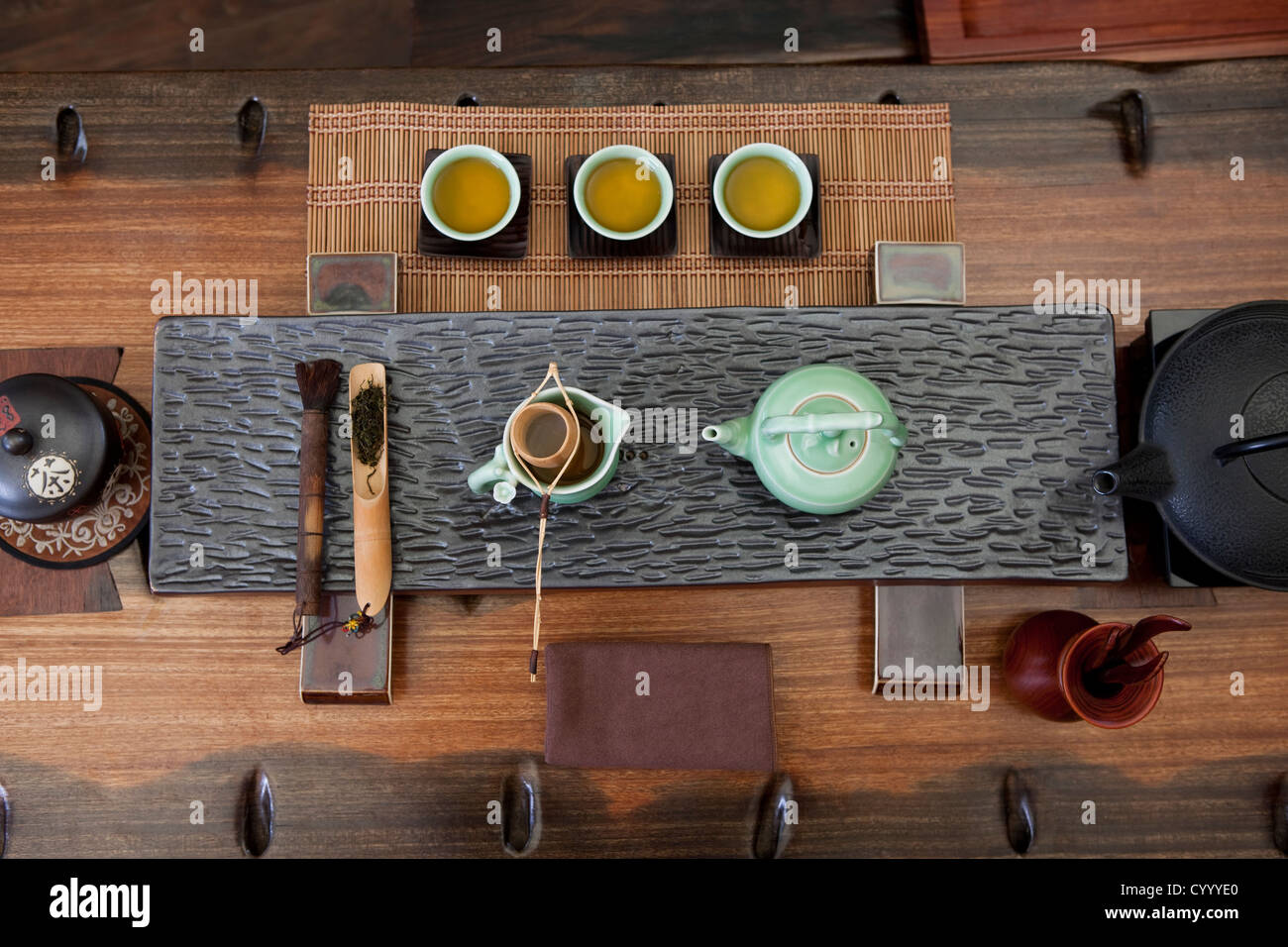 Traditional Chinese tea set in a tea room Stock Photo Alamy