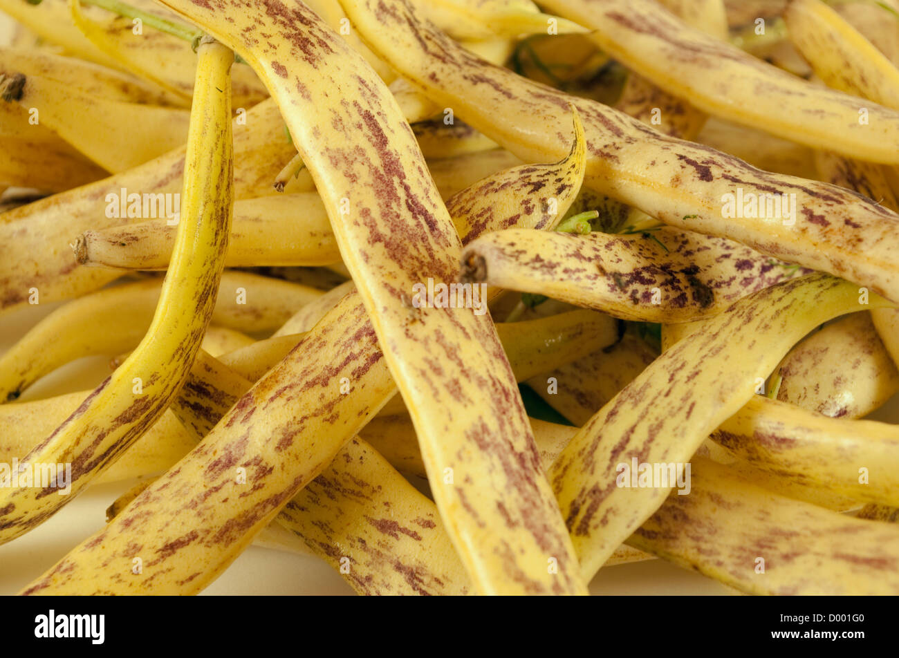 Background of yellow string bean closeup Stock Photo - Alamy