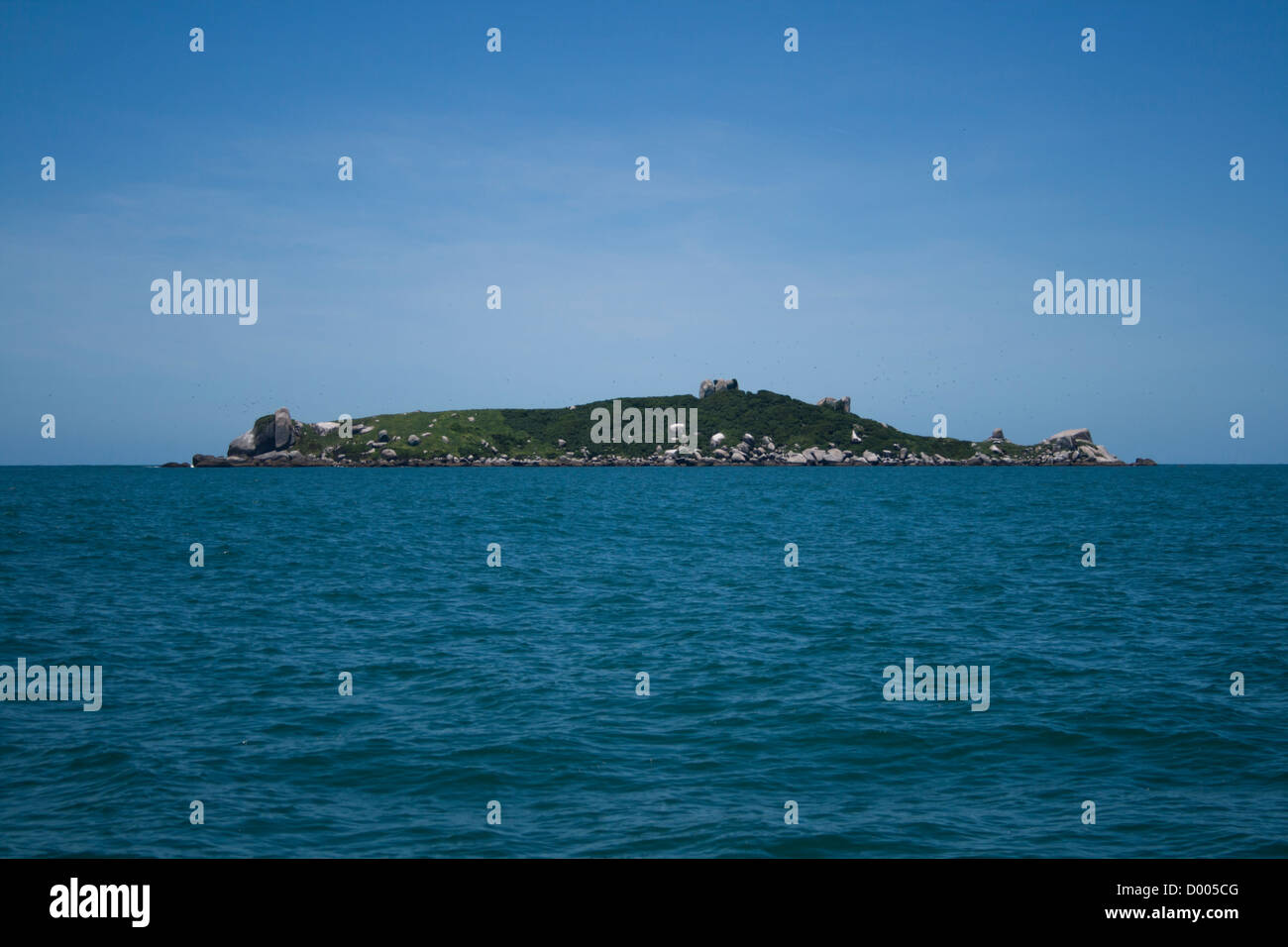Castilho island south shore os São Paulo state, Brazil.  Part of the ecologic station protected area ESEC Tupiniquins. Stock Photo