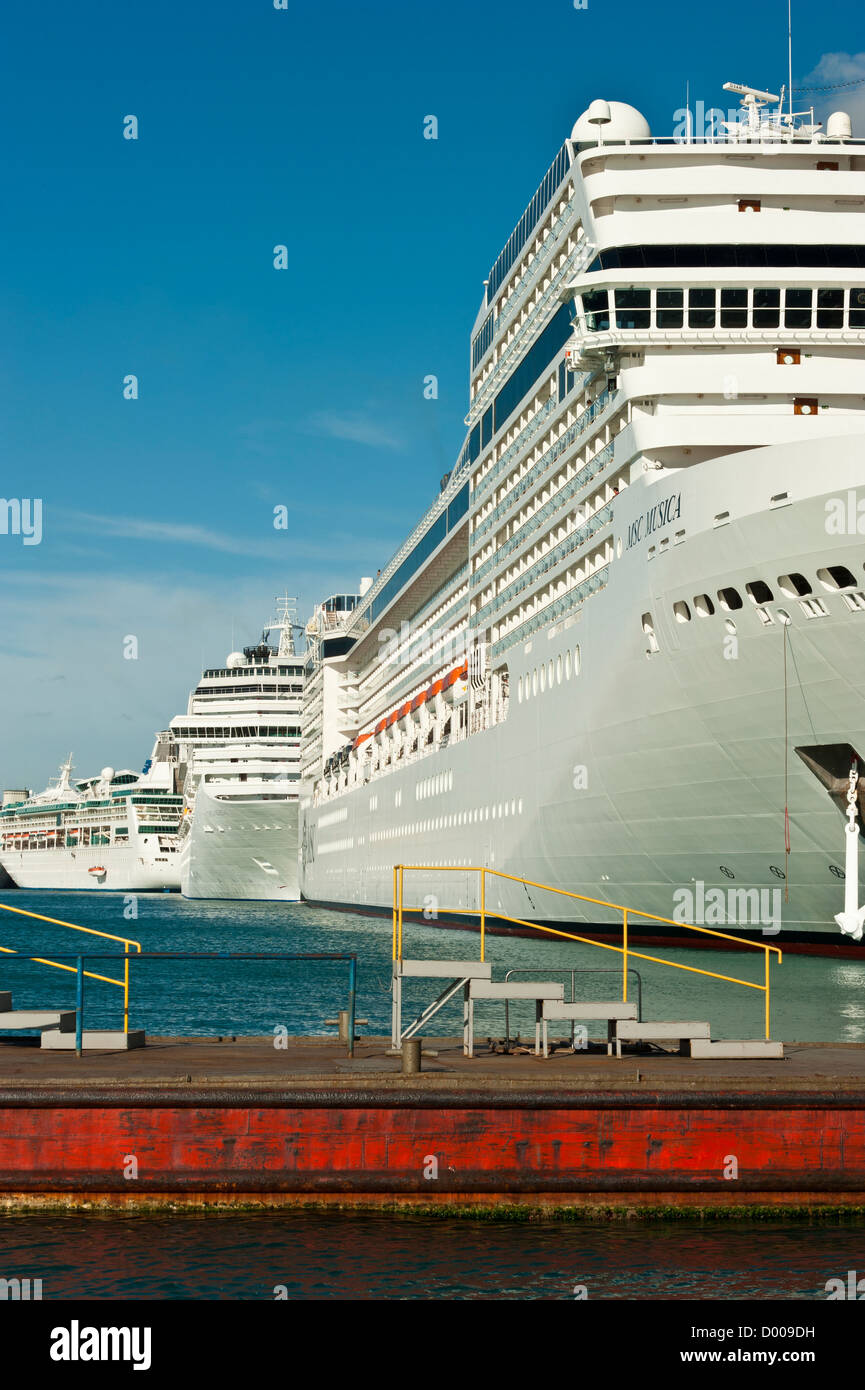 Cruise ships, Port of Salvador, bahia, Brazil Stock Photo Alamy