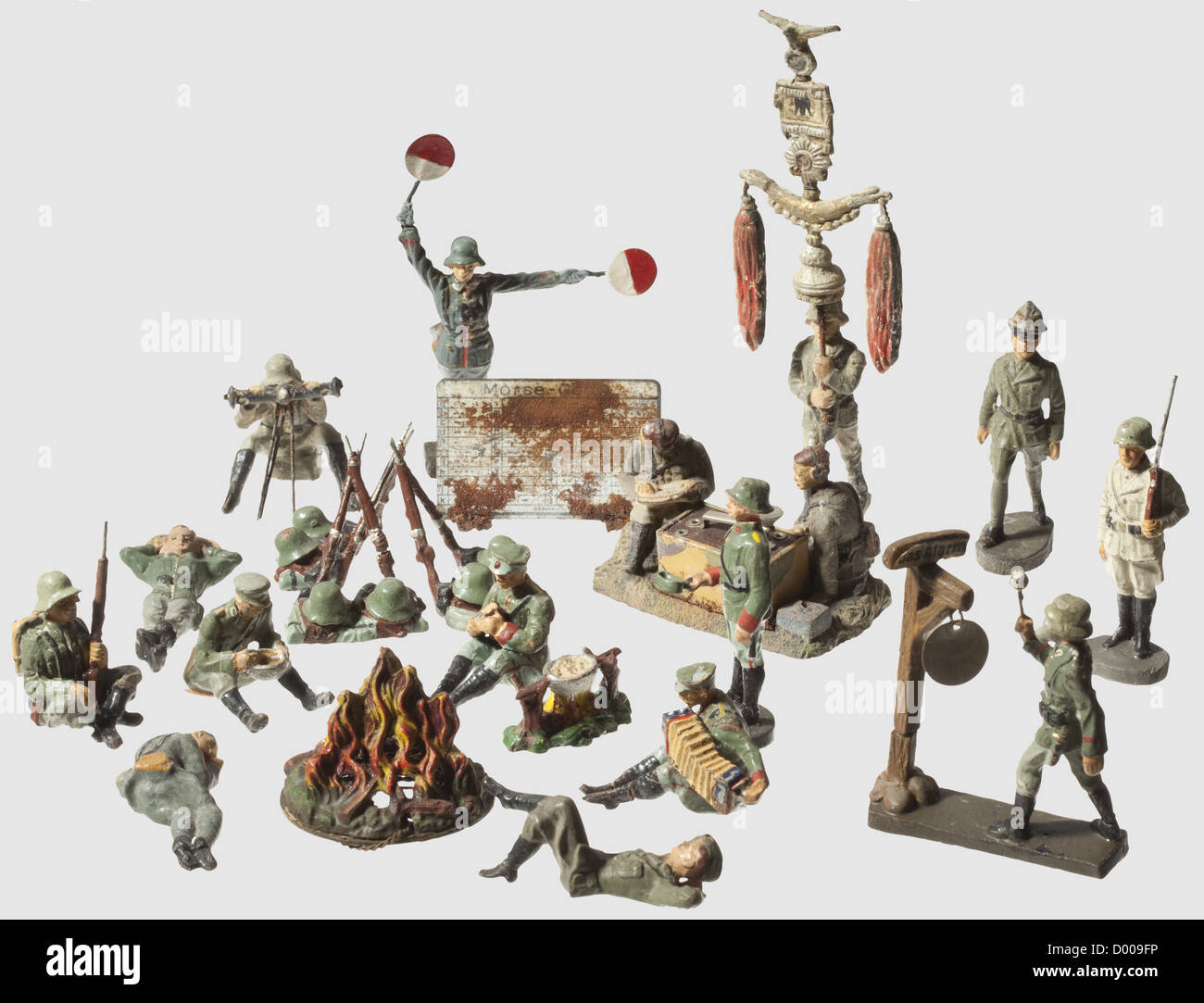 A large collection of toy soldiers Primarily original figures from