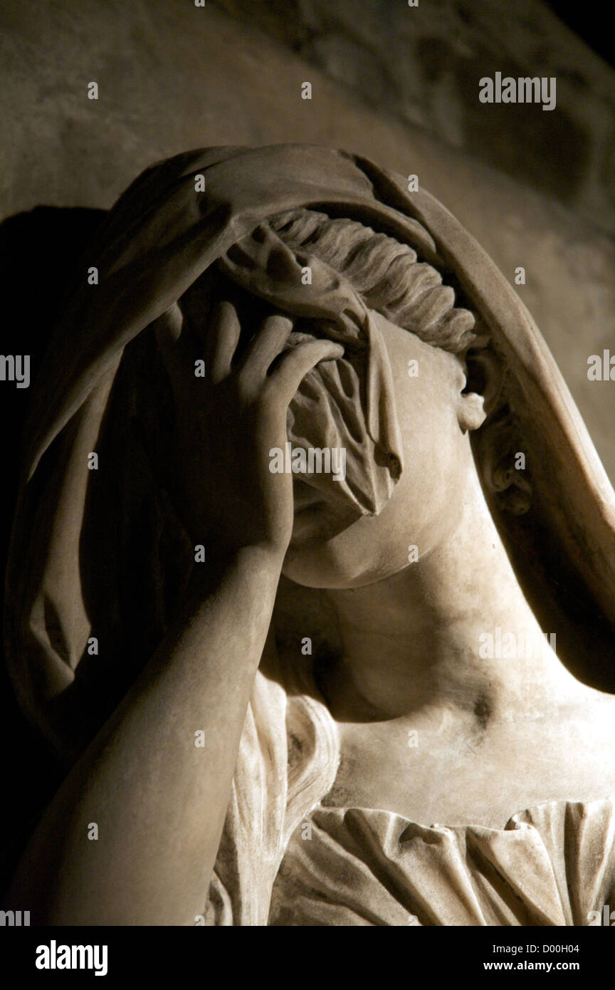 Marble white statue hires stock photography and images Alamy