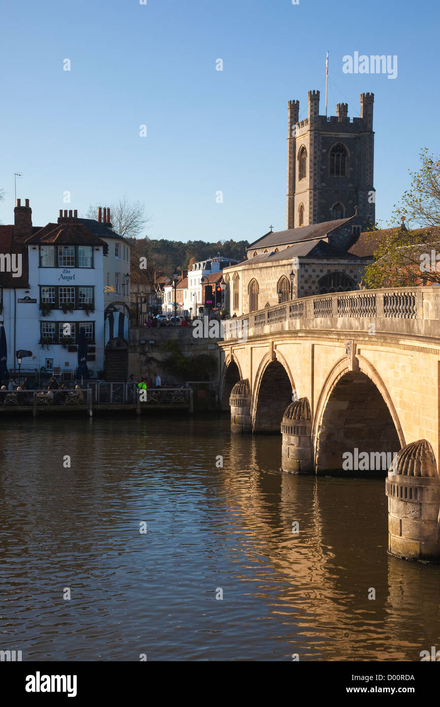 Henley Bridge crossing the River Thames, Church of St Mary in background, Henley on Thames, Oxfordshire, England, United Kingdom Stock Photo