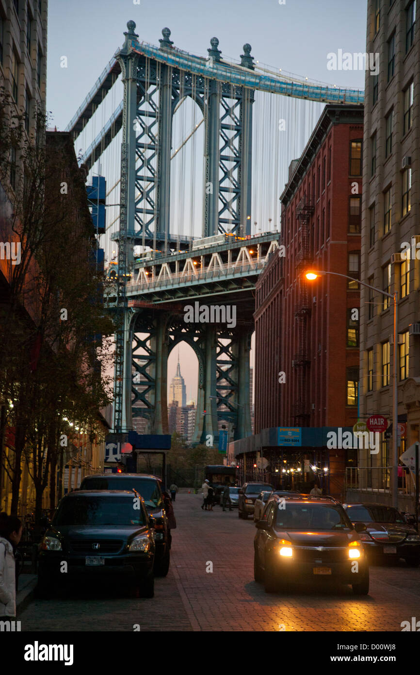 Manhattan Bridge cables New York City Stock Photo Alamy