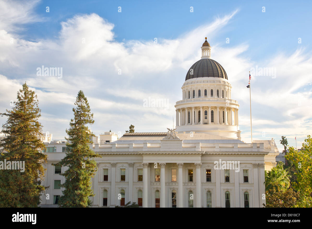 Sacramento Capitol Building (hdr Stock Photo - Alamy