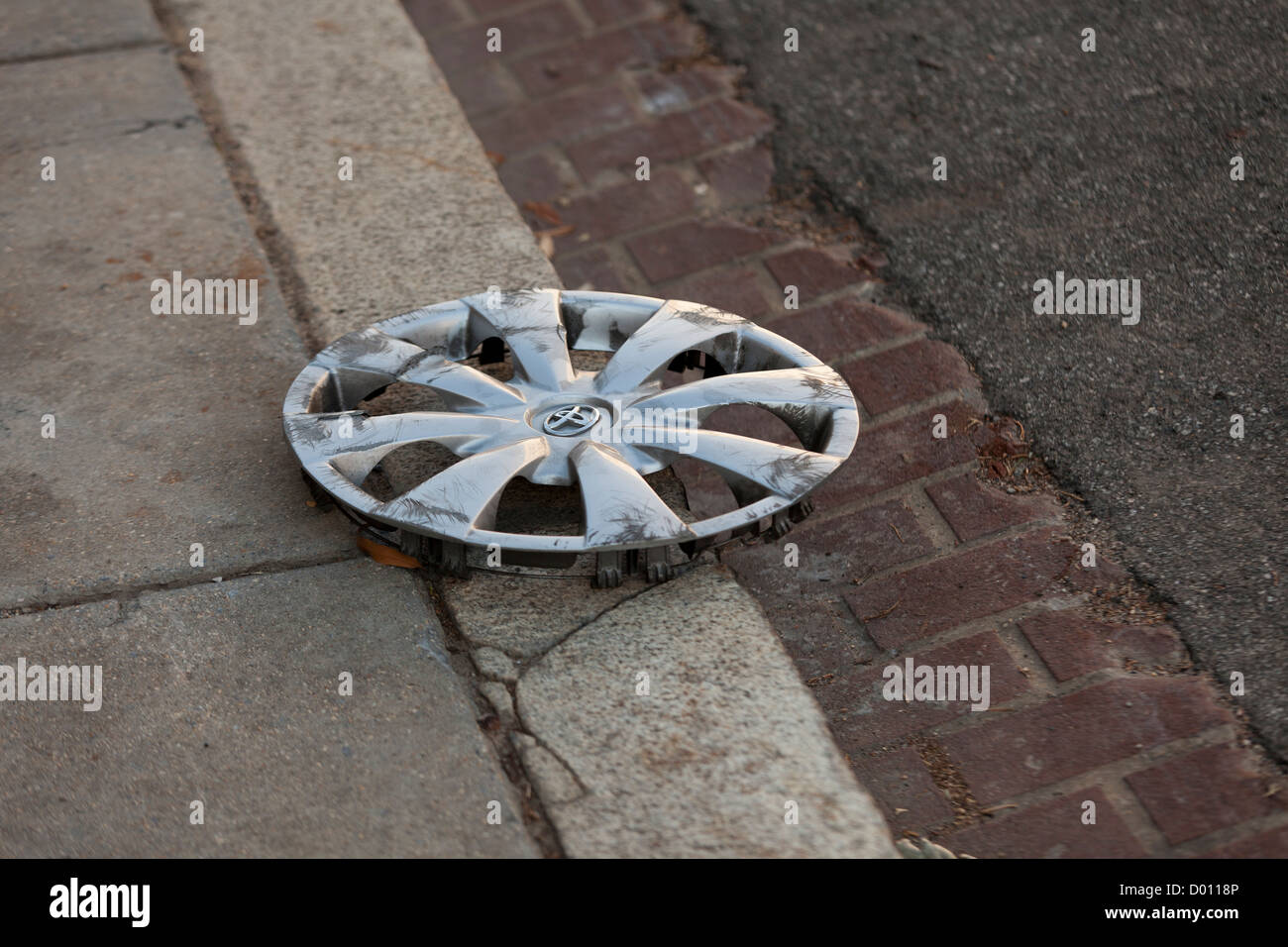 Lost hubcap hires stock photography and images Alamy