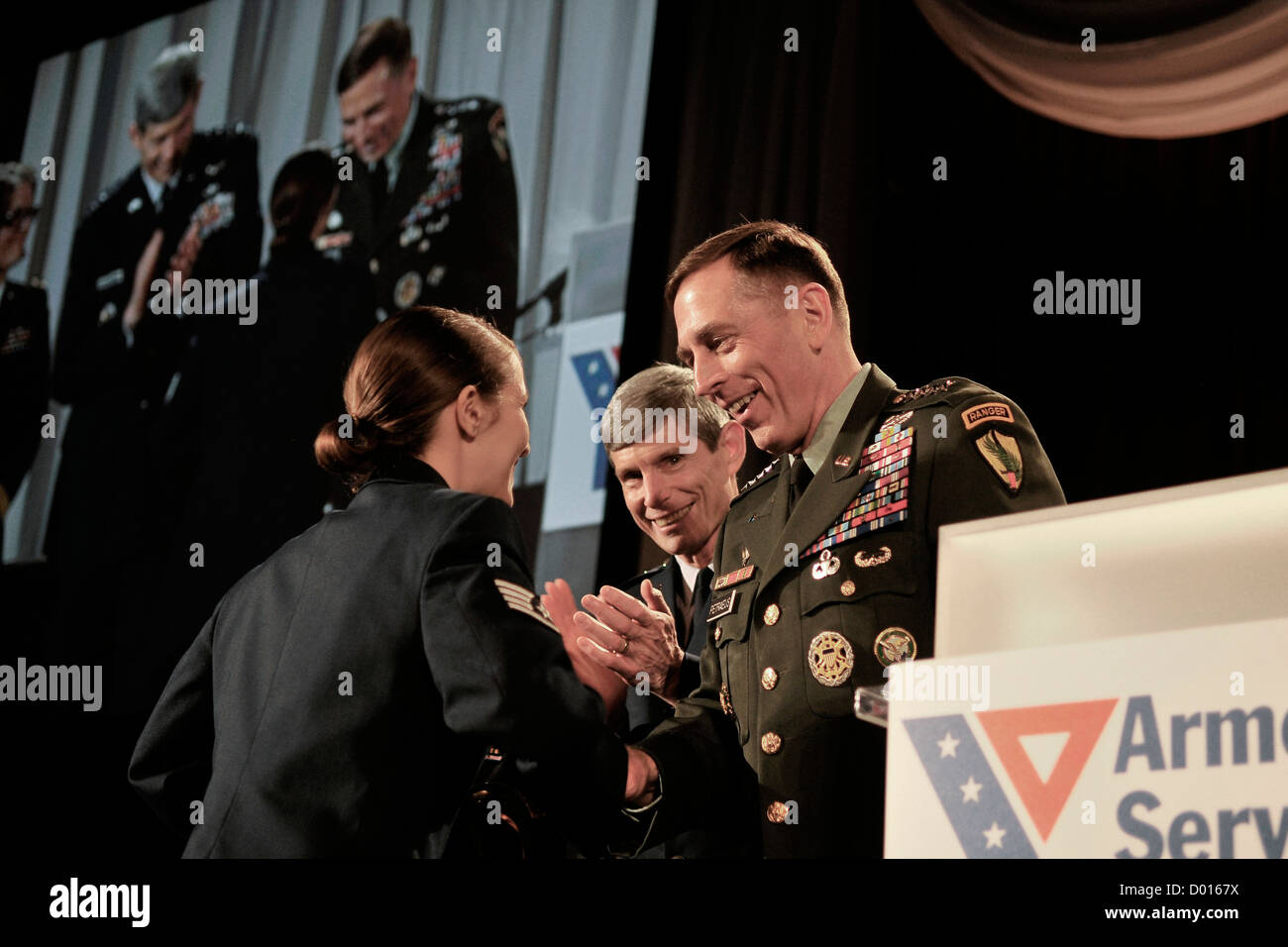 David Petraeus, commander, U.S. Central Command, and U.S. Air Force Chief of Staff Gen. Norton A. Schwartz, during a dinner in h Stock Photo
