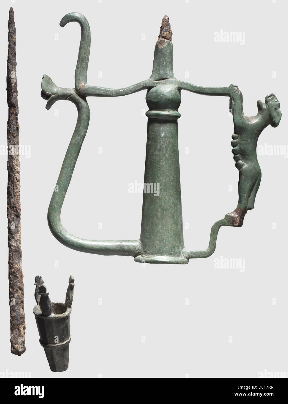 A Roman standard finial,2nd/3rd century A.D.Bronze with greenish patina