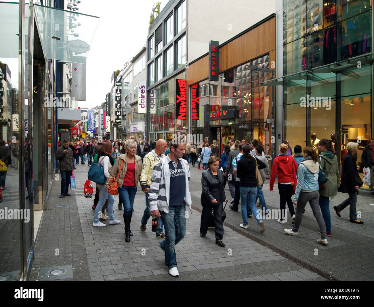 Many people shopping in the city center of Cologne, NRW, Germany Stock Photo