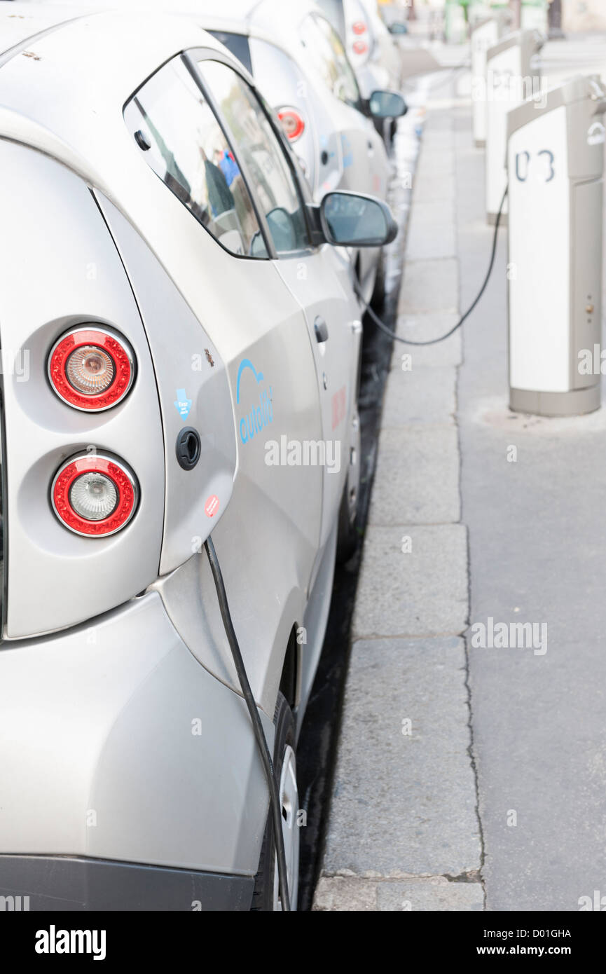 Autolib electric cars charging station Paris street Stock Photo Alamy