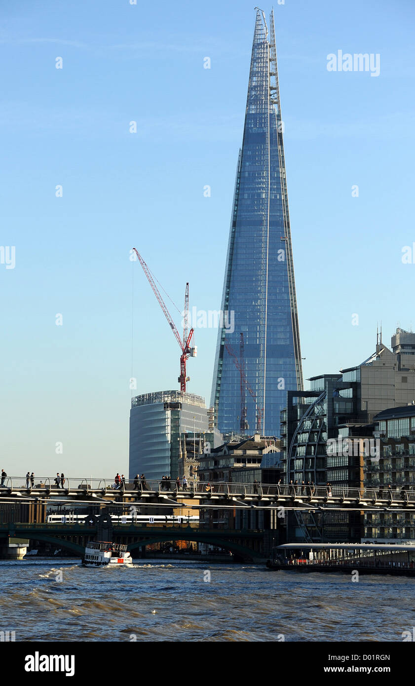 Great view of the Shard seen from Paul's Walk on the north side of the Thames. Stock Photo
