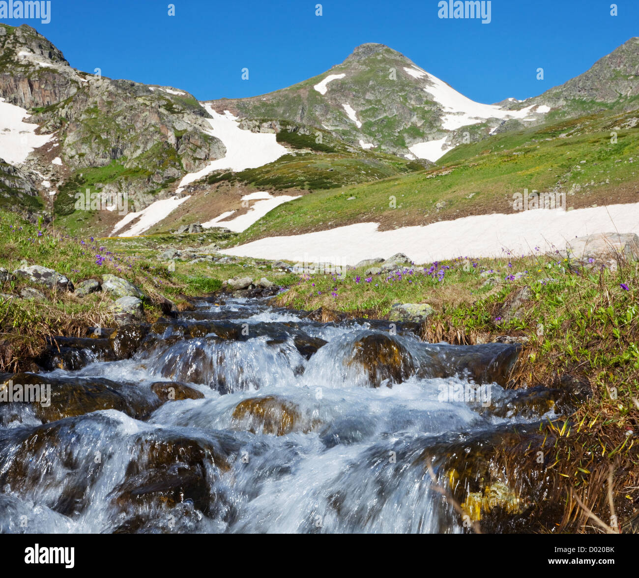 Clean mountain hi-res stock photography and images - Alamy