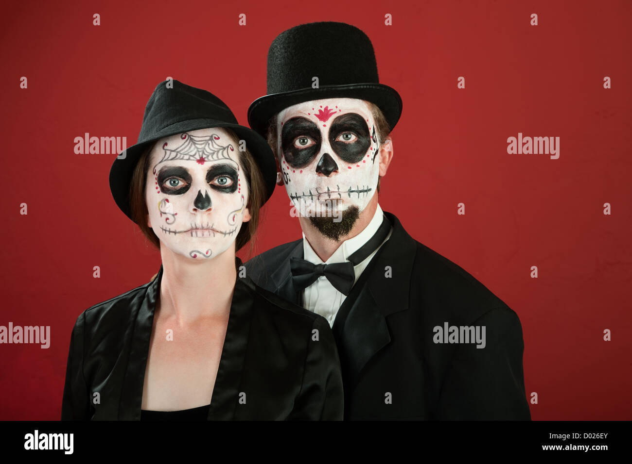 Couple day of dead hi-res stock photography and images - Alamy