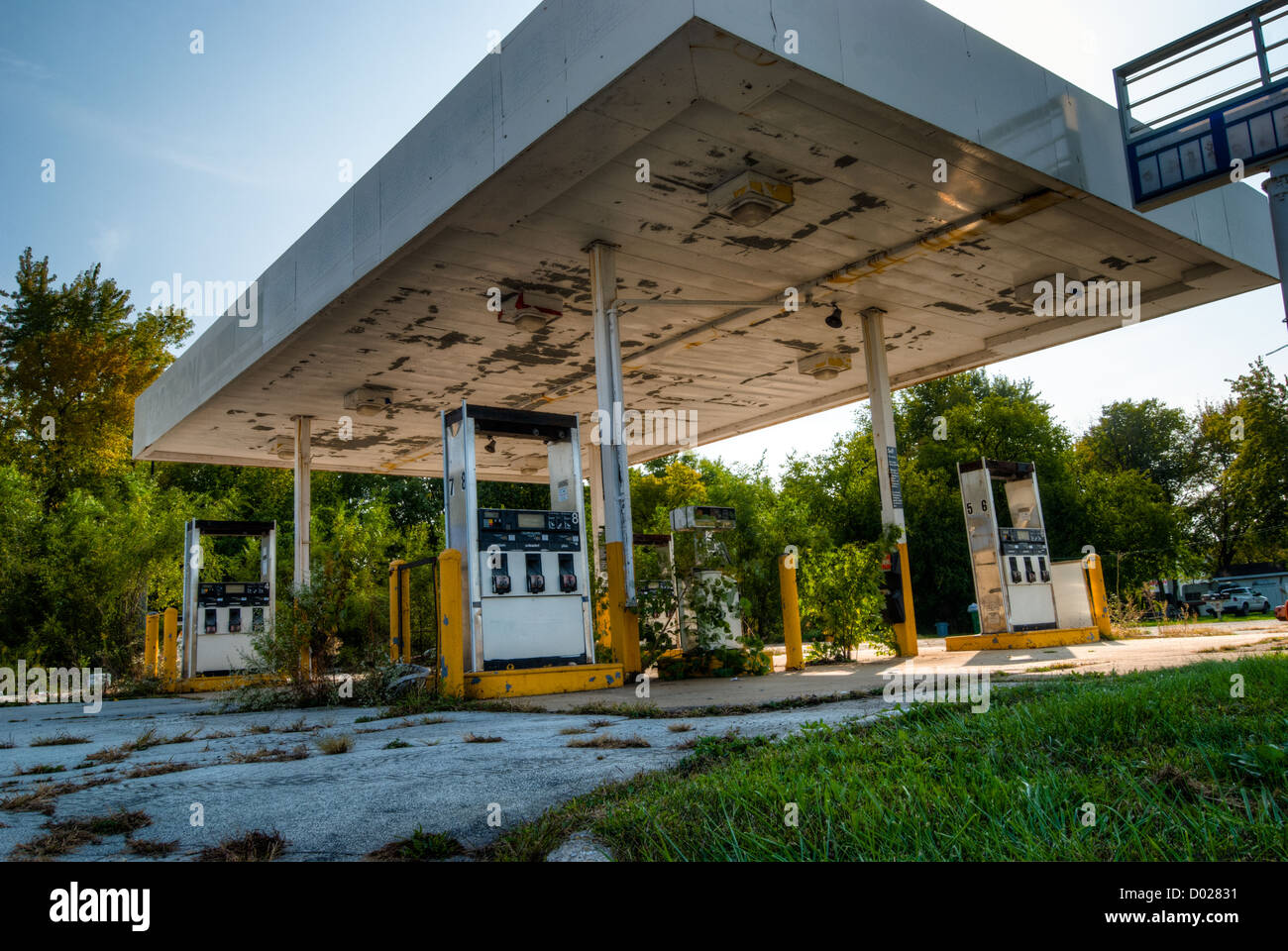 An abandoned gas station in Illinois Stock Photo Alamy