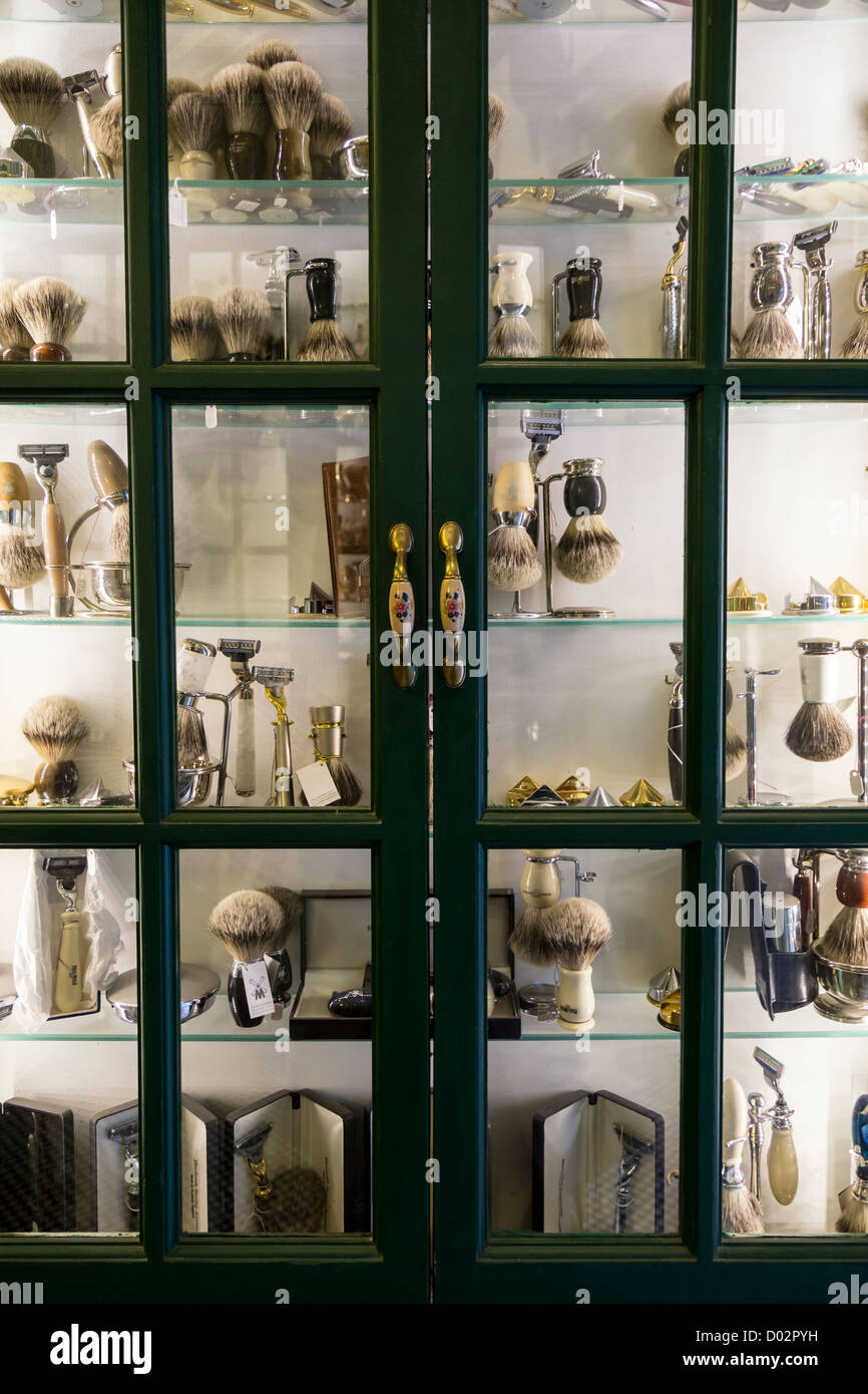 Paul Molé, oldest in Manhattan, New York Shop window with