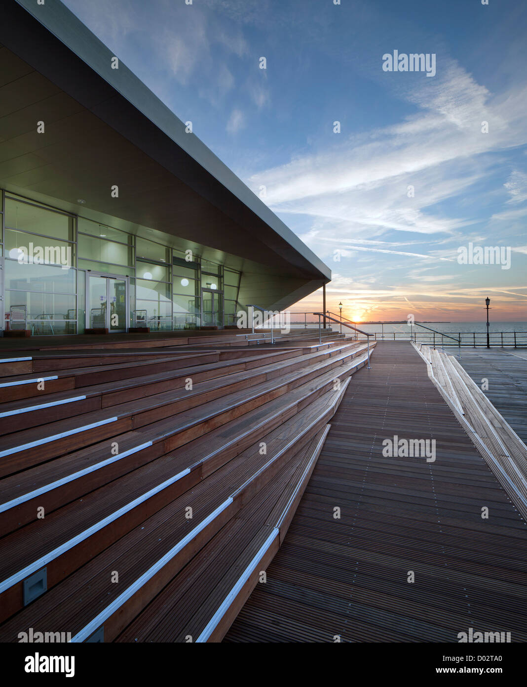 Southend Pier Cultural Centre, Southend, United Kingdom. Architect: White Architects, 2012. Sunrise view of the centre looking a Stock Photo