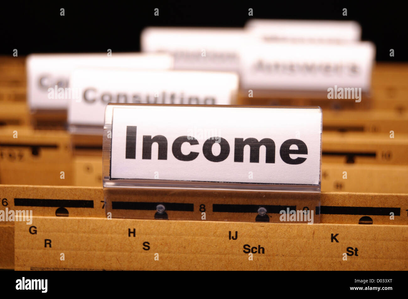 what is his income? - Ilustrasi 2