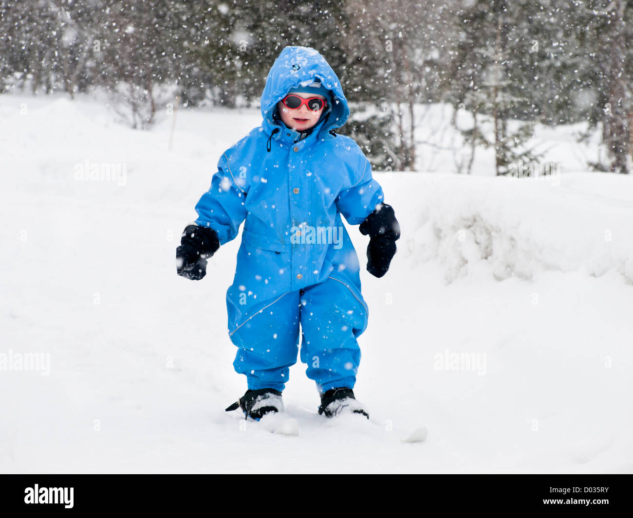 Nordic child snow hires stock photography and images Alamy