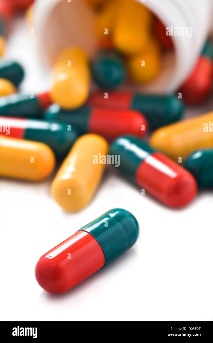Yellow Pill Bottle High Resolution Stock Photography And Images Alamy
