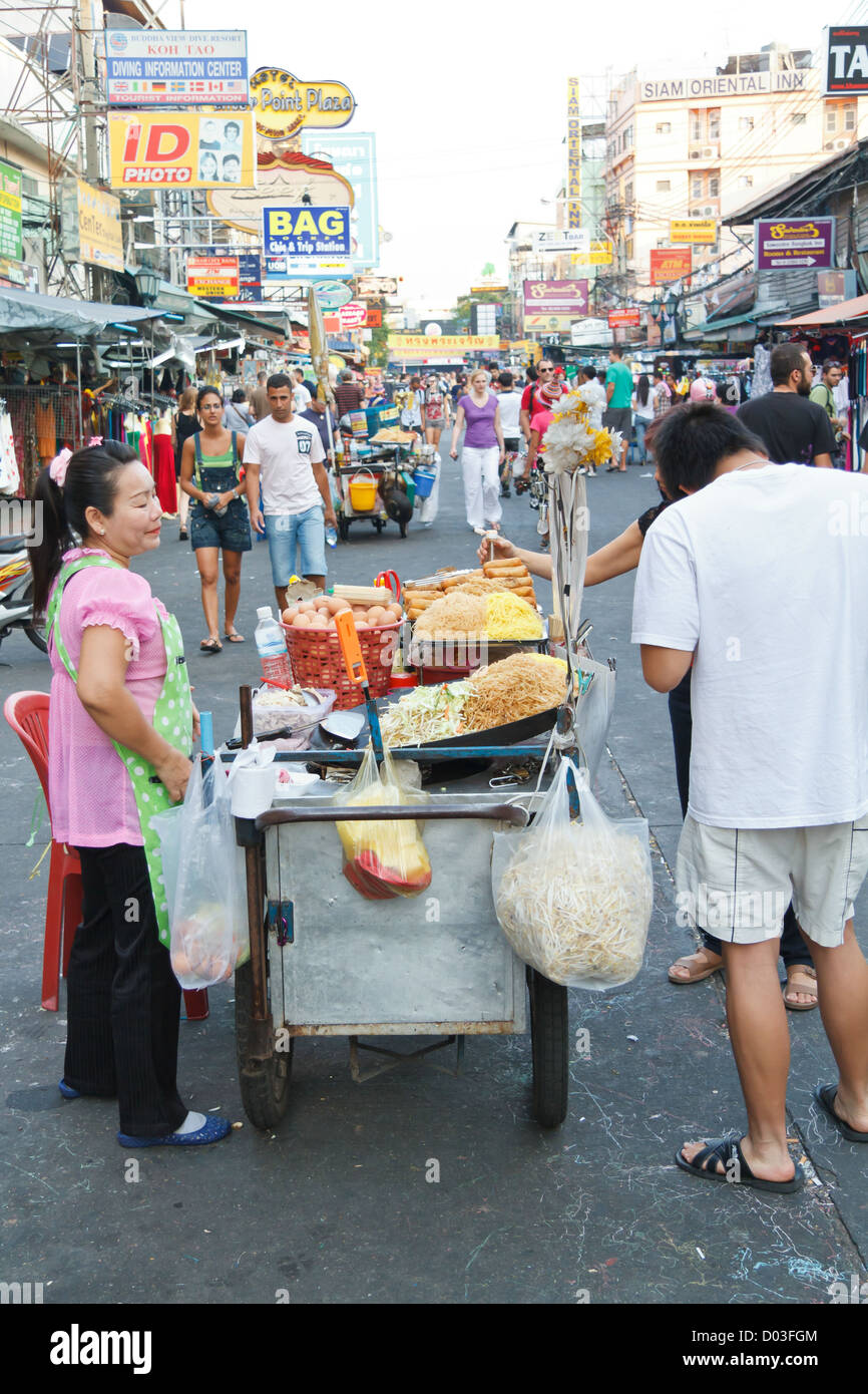 Sale of typical Street Food in Bangkok, Thailand Stock Photo - Alamy