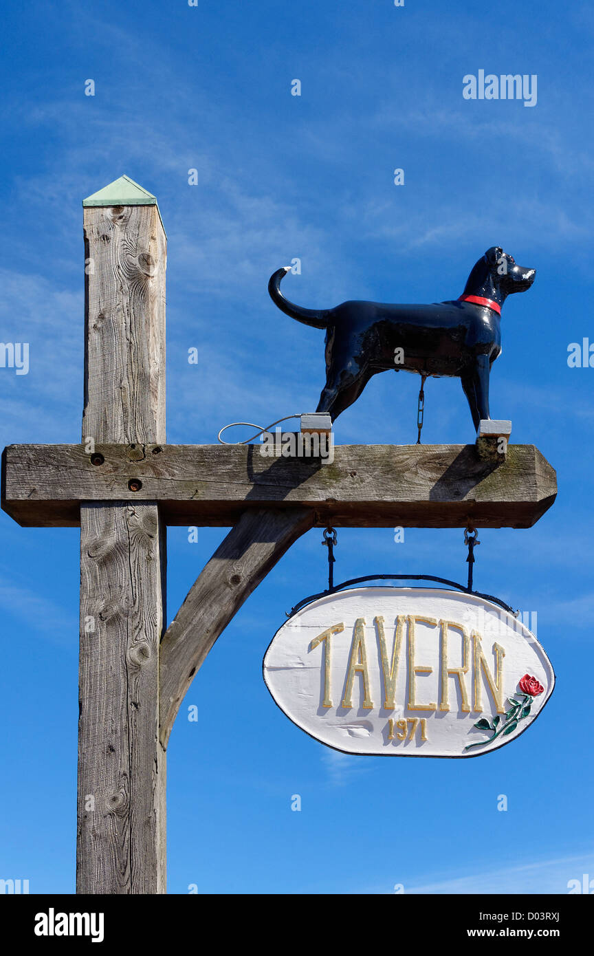 Black Dog Tavern, Vineyard Haven, Martha's Vineyard, Massachusetts, USA Stock Photo