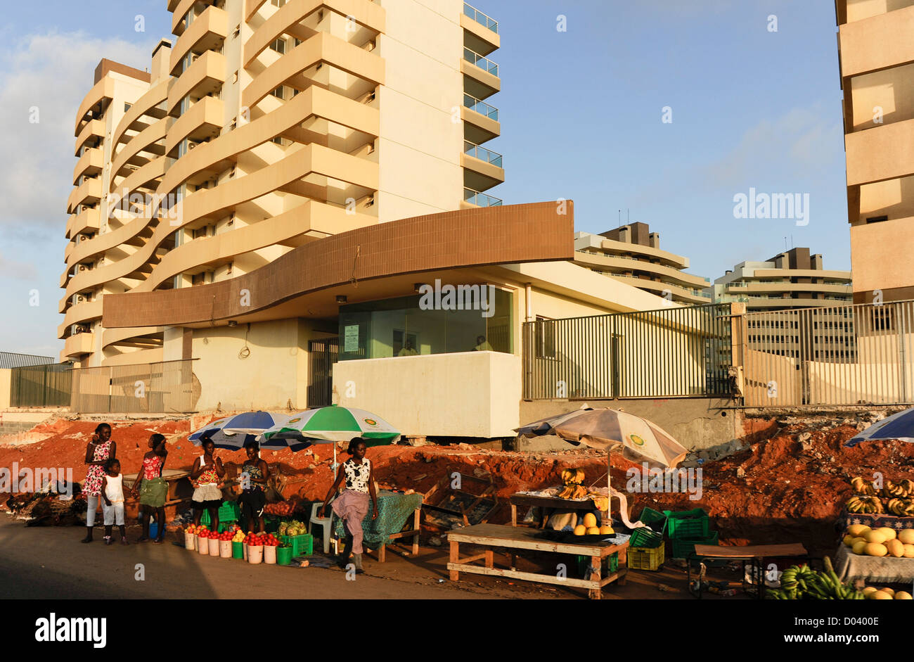 ANGOLA Luanda, new constructed apartment blocks, gated community Stock