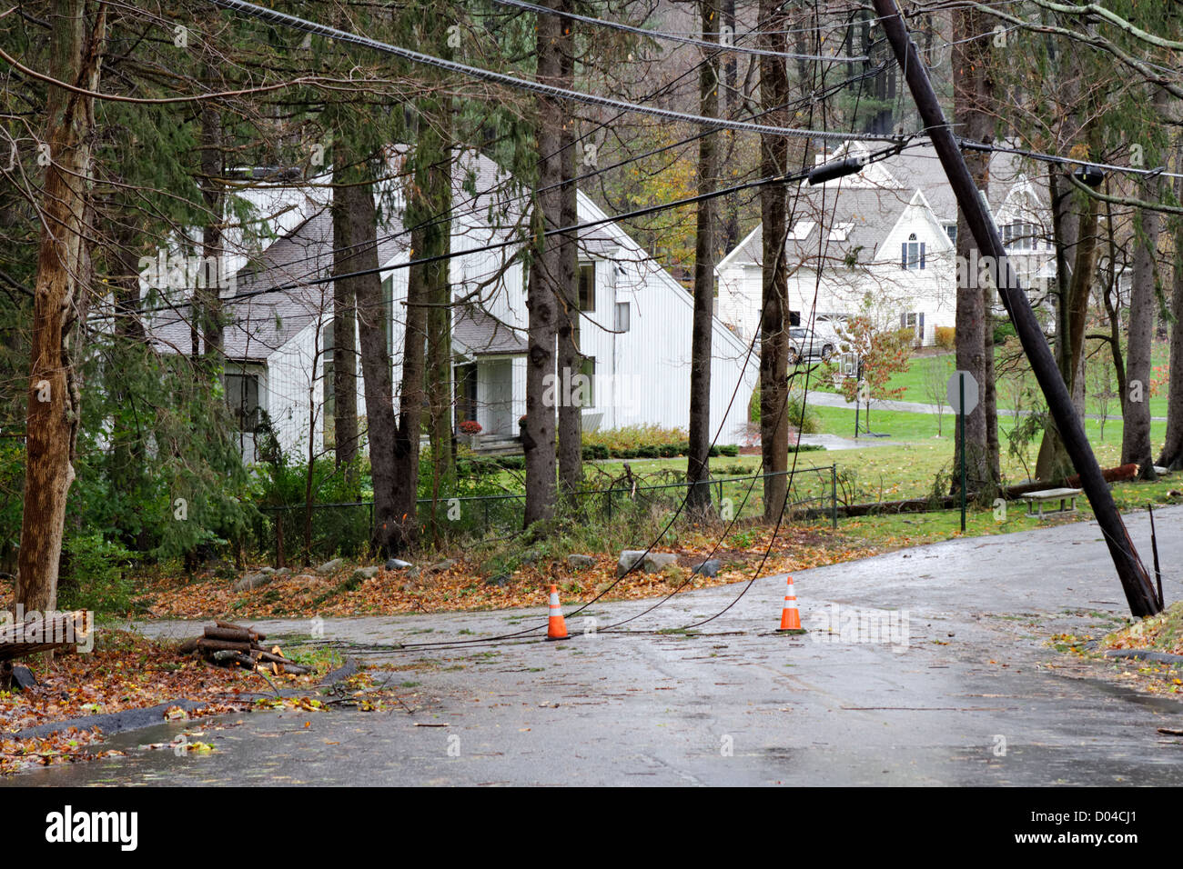 Armonk new york hi res stock photography - Armonk New York After Hurricane Sandy October 2012 D04CJ1