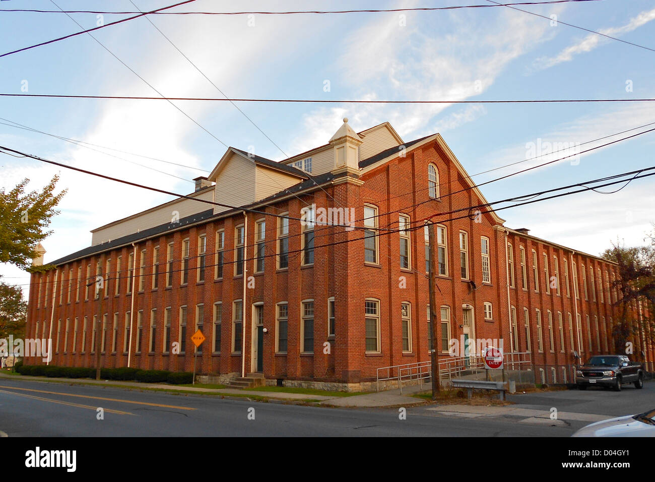Dery Silk Mill in the Biery's Port Historic District on the NRHP since August 9, 1984. The HD is
