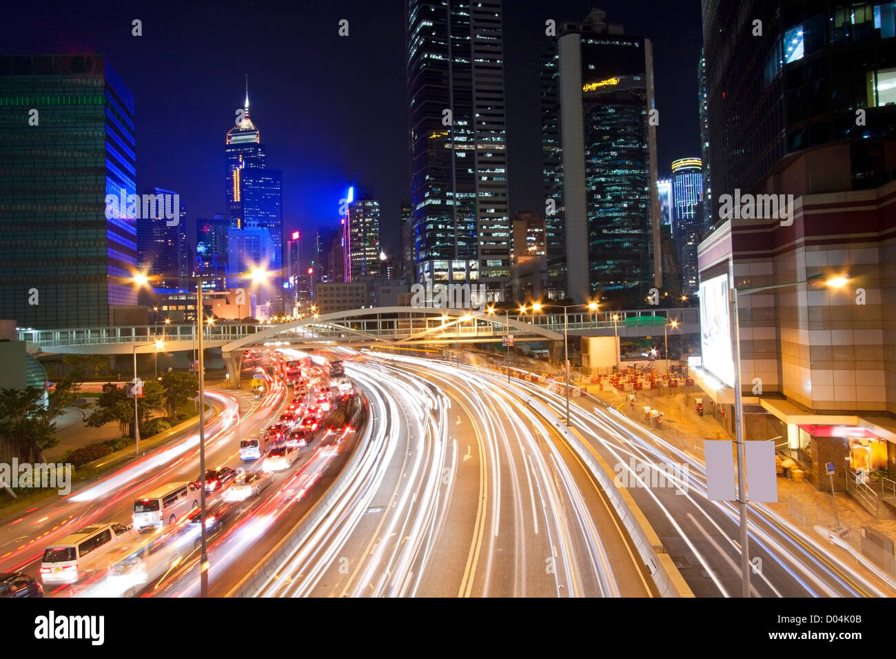 Traffic in Hong Kong downtown at night Stock Photo - Alamy