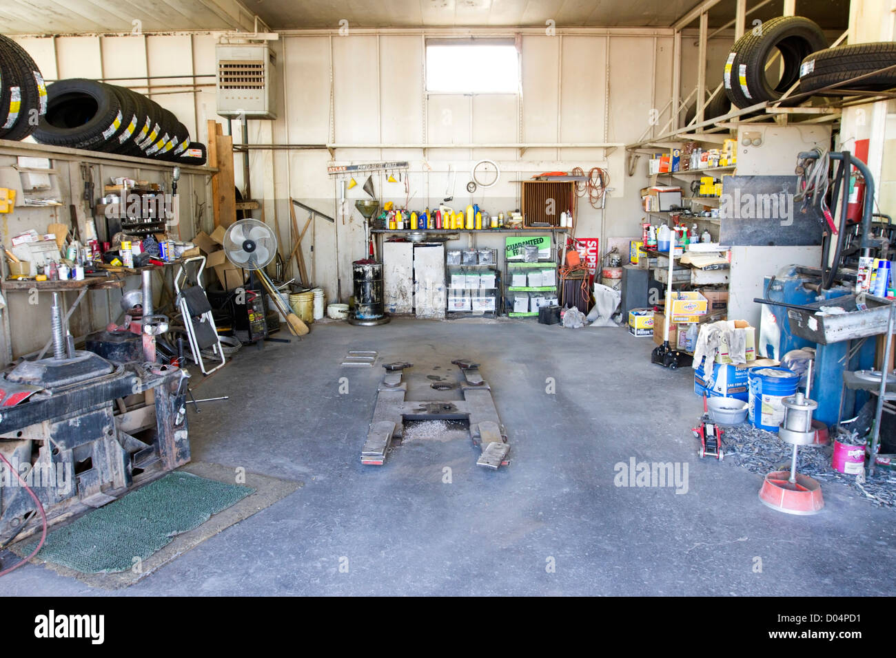 Auto repair garage in Marfa, Texas Stock Photo Alamy