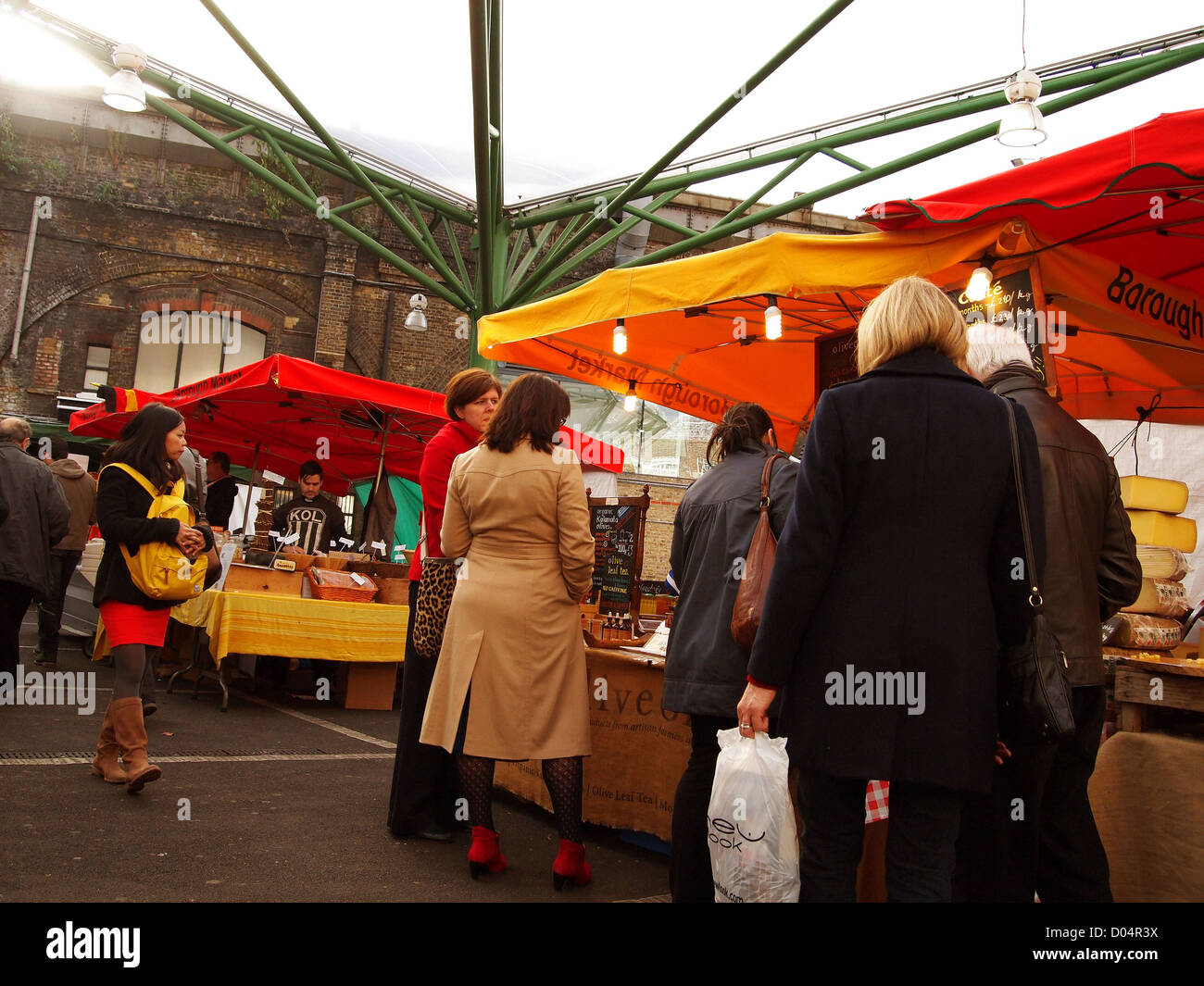 Traditional street market in hi-res stock photography and images - Alamy