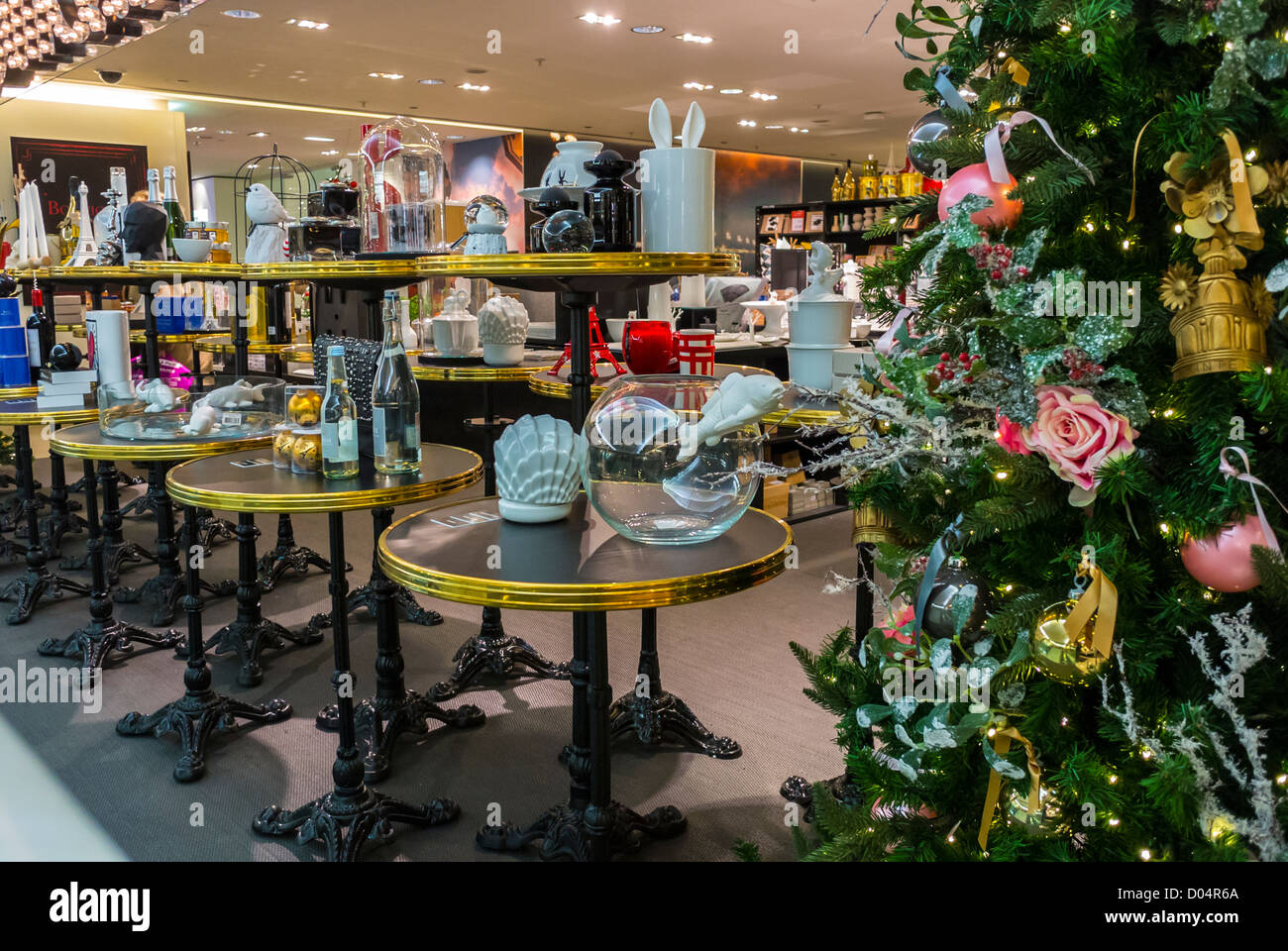 Paris, France, Christmas Shopping, French Department Store, Le ...