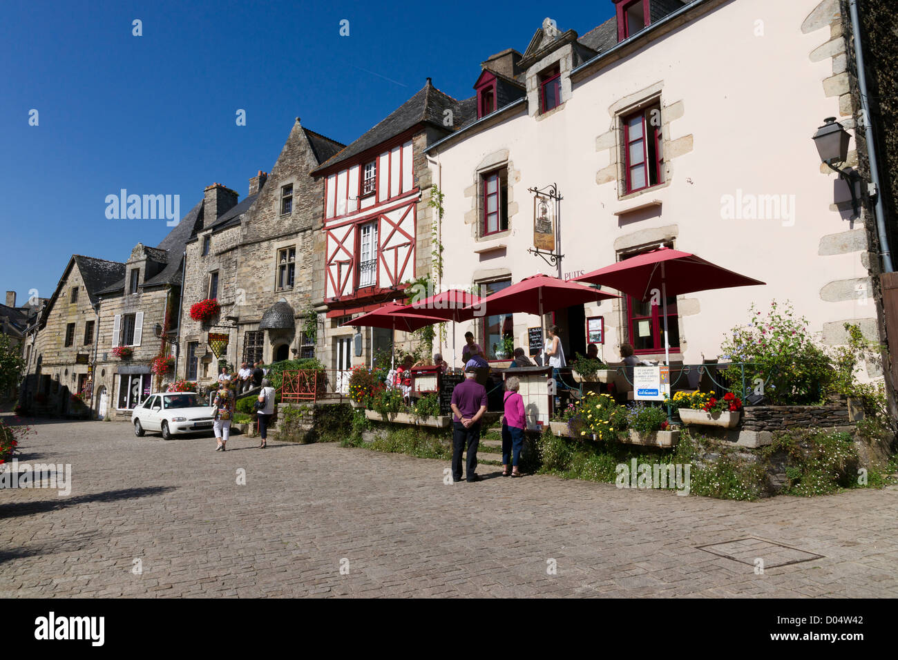 High above the River Arz, Rochefort-en-Terre has been voted one of France’s most beautiful village. Stock Photo